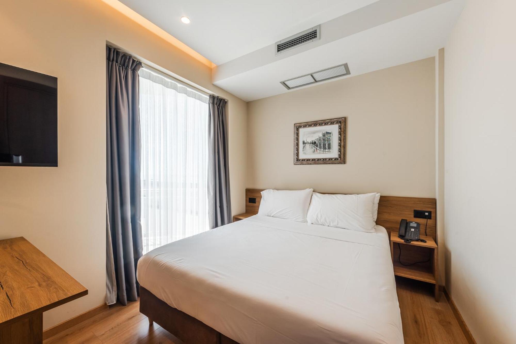 Aragosta Hotel Durrës Exteriör bild